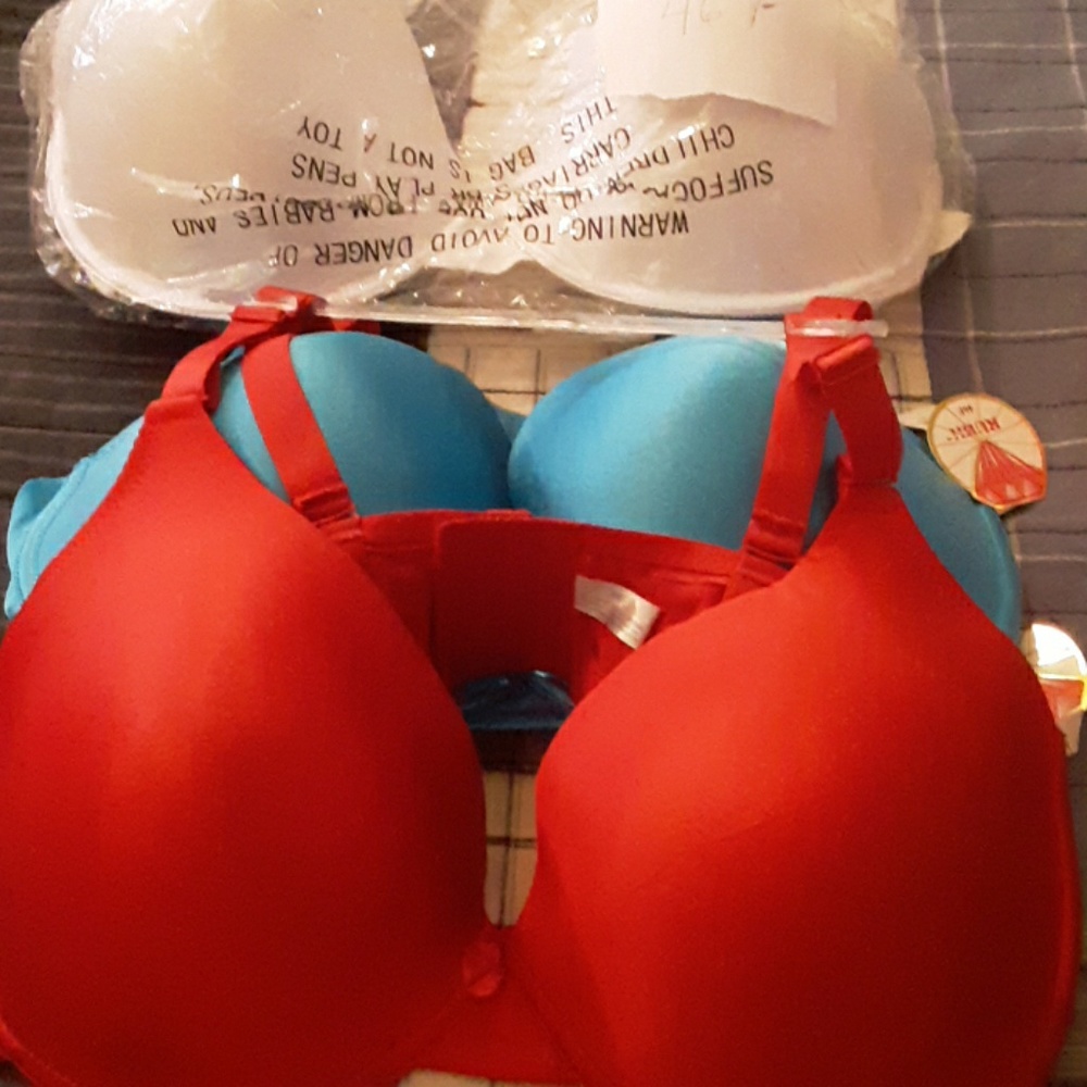 3 bras 46f